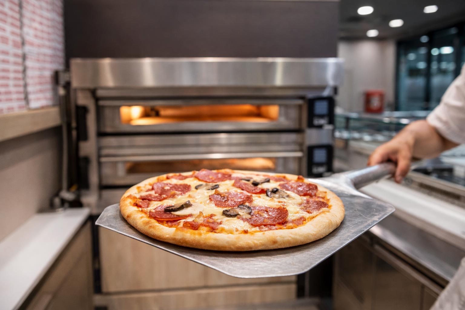 Pizza appena sfornata